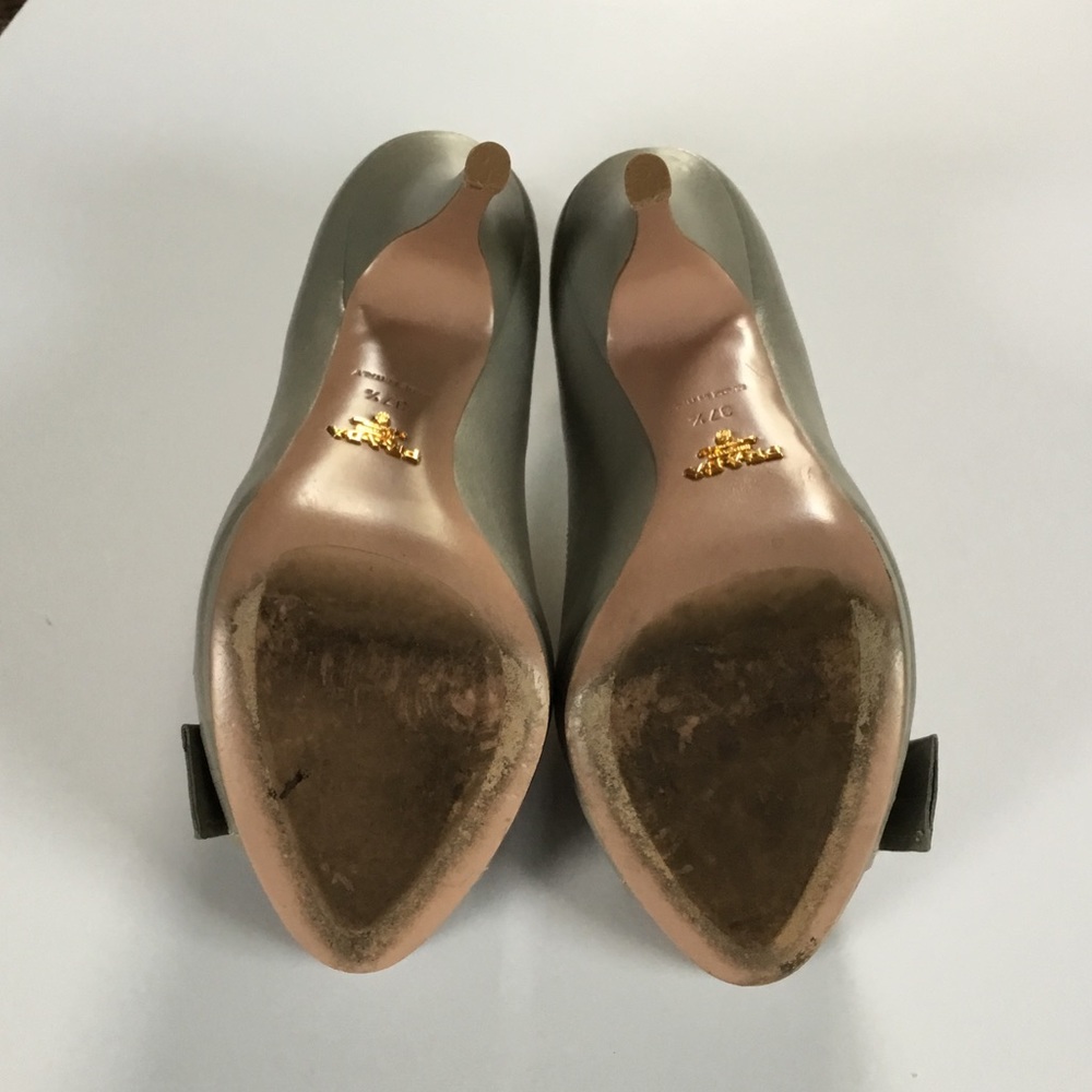 PRADA - Picture 12 of 16